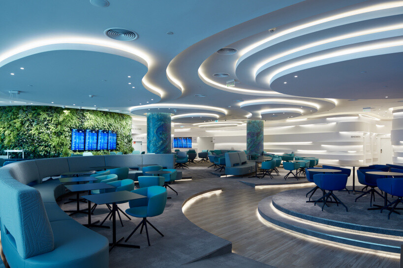 Красиво и экологично: в химкинском аэропорту озеленяют залы