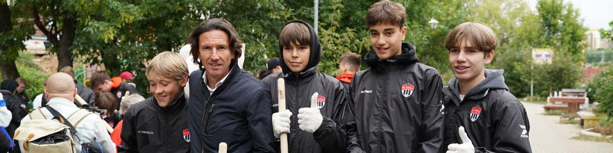 Юные футболисты ФК «Химки» присоединились к экологической акции
