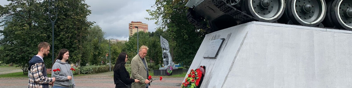 В Химках почтили память героев Курской битвы